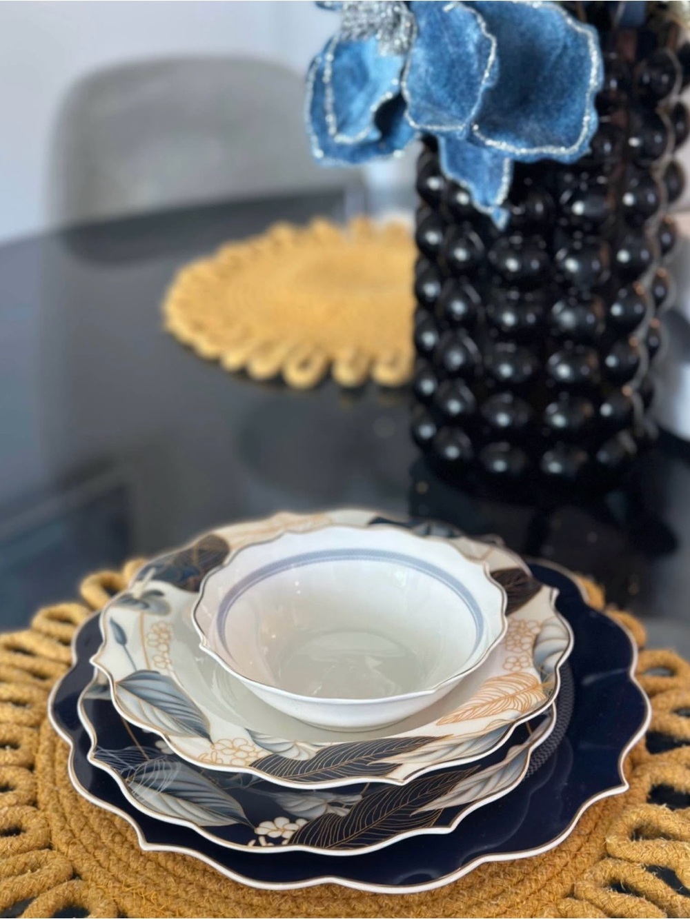 Dinner set - Picture 4 of 4